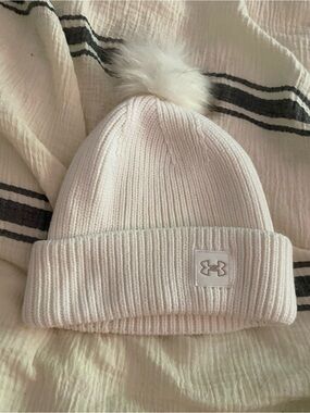 Under Armour Women's Halftime Ribbed Pom Beanie